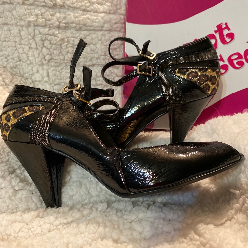 Black patent leather leopard accent heels
